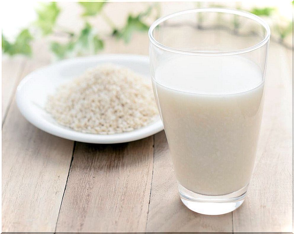 Peelings with rice and milk