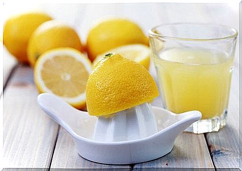 Lemon juice for warts