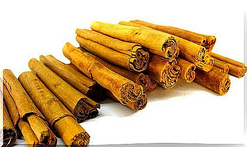 cinnamon sticks