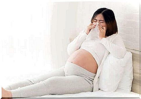 Woman with a cold in pregnancy