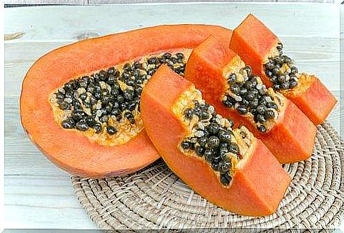 Detoxify the liver with papaya