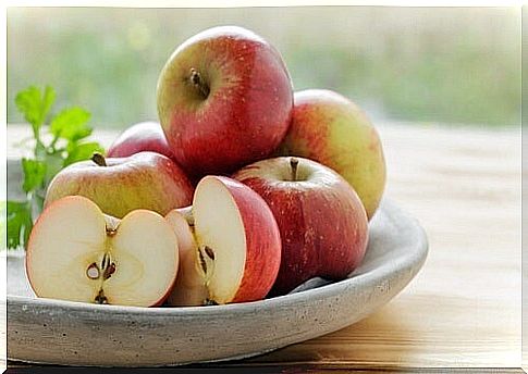 Apple against inflamed gums