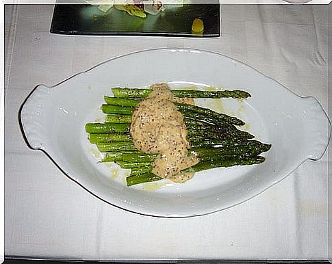 Asparagus is not good for gout sufferers