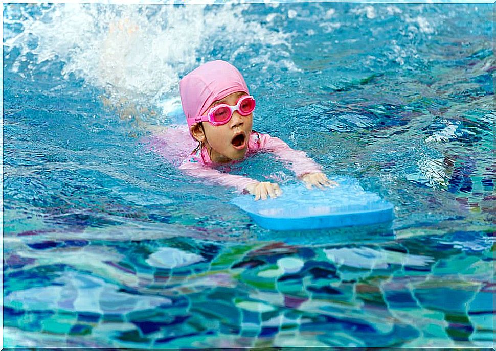 Helping Children Learn To Swim: Tips and Advice