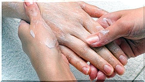 Home remedies for rough hands