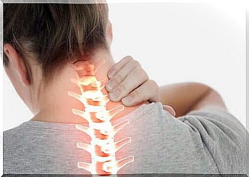 Stiff Neck - Symptoms and Treatment