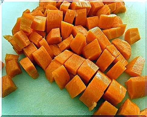 Chopped carrots