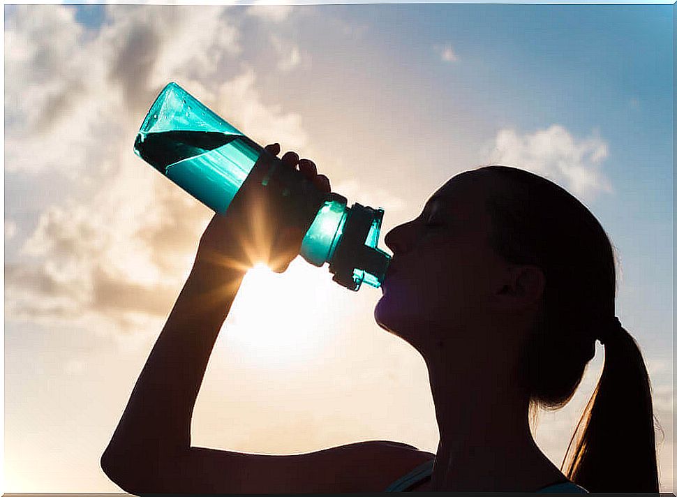 Exercise healthily and drink plenty of water